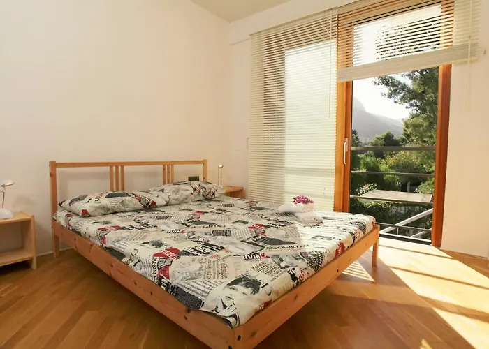 Villa Family With Sea View In Torre Colonna-sperone